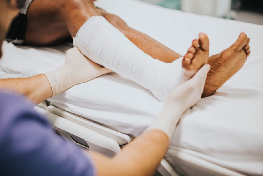 Lesiones graves: indemnización por fracturas y secuelas permanentes